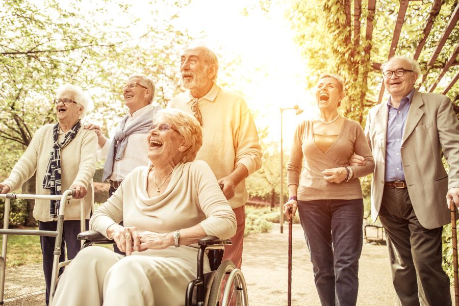 Los mejores suplementos para personas mayores sedentarias